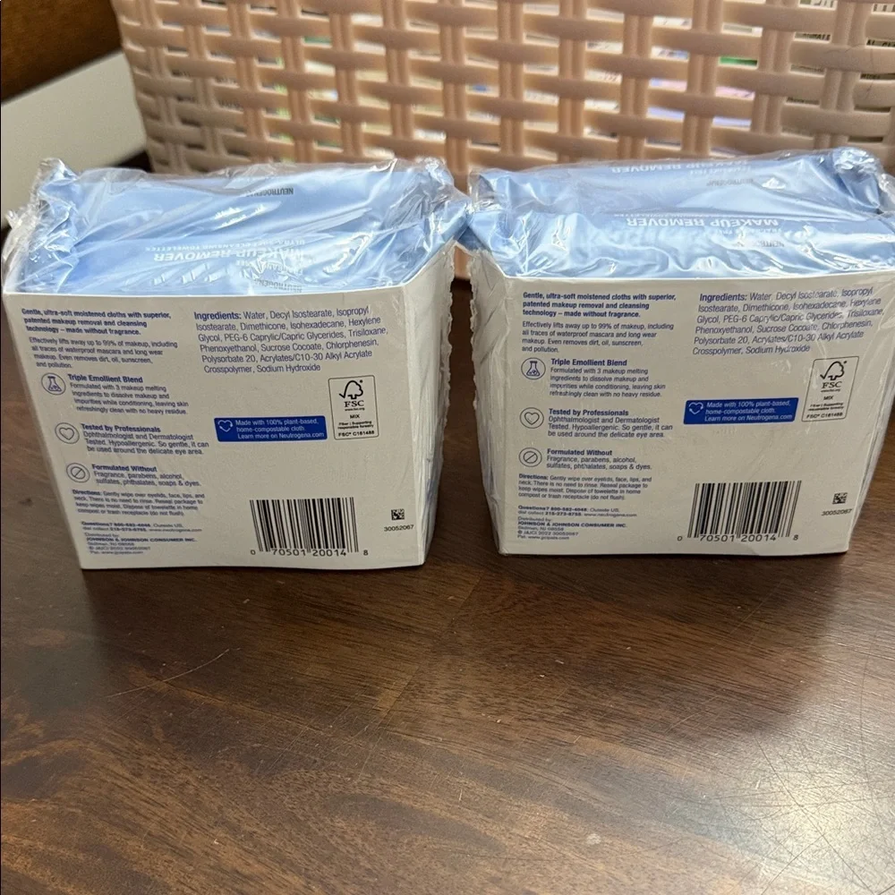 Neutrogena Blue Makeup Remover Wipes -‎ 2x 2packs